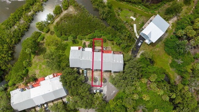 Building Photo - 574 Ryans Woods Ln