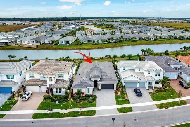 Building Photo - 12272 Waterstone Cir
