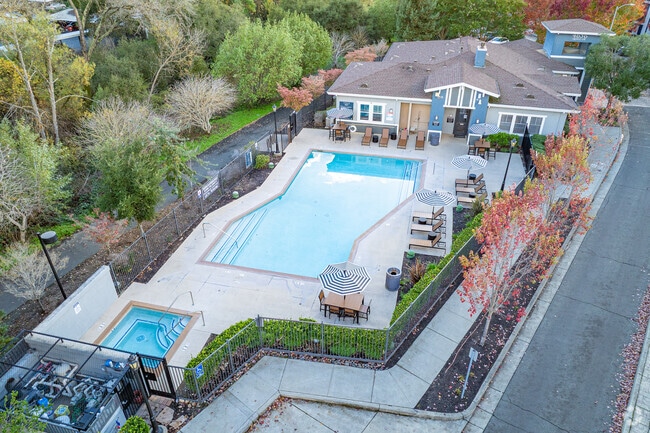 Building Photo - Acacia at Santa Rosa Creek