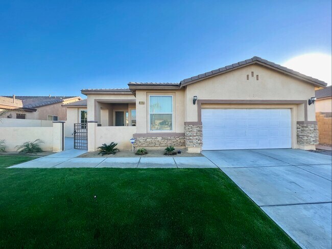 Building Photo - 81125 Avenida Fayelynne