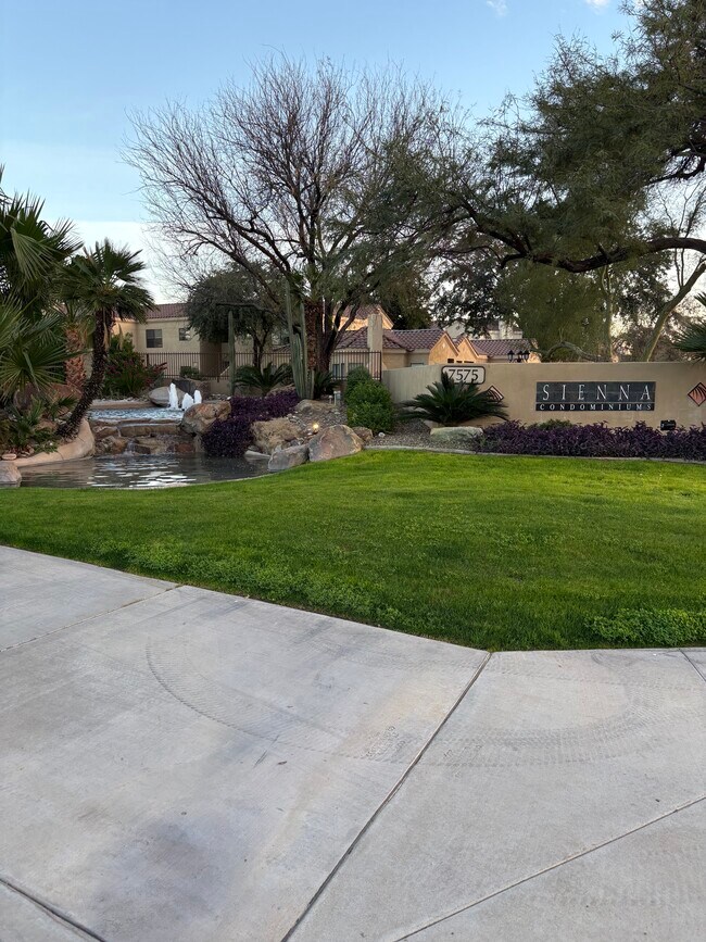 Building Photo - 7575 E Indian Bend Rd