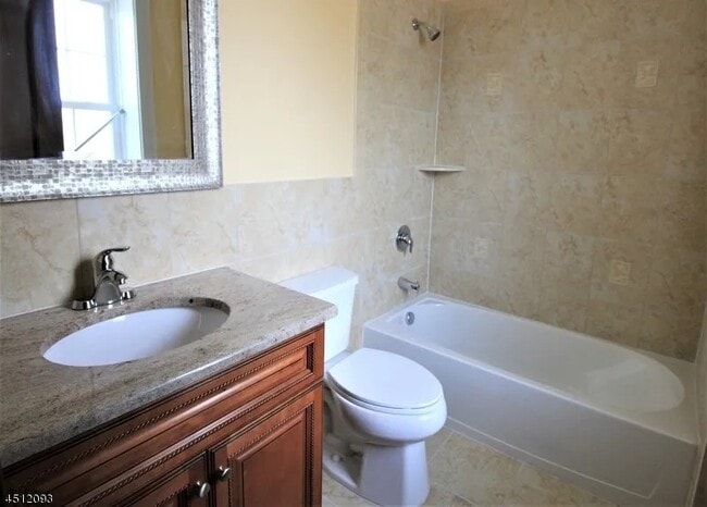 Building Photo - 227 Sunnymeade Rd