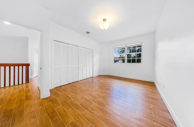 Building Photo - 4106 Carriage Dr