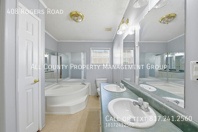 Building Photo - 408 Rogers Rd