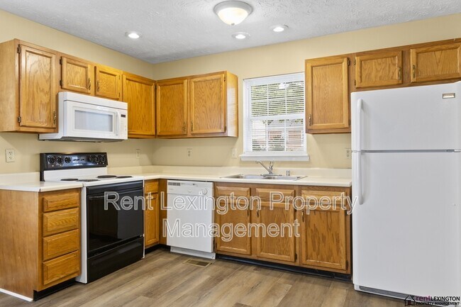 Building Photo - 531 Bell Pl Dr