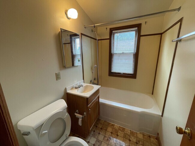Building Photo - 4134 N 50th St
