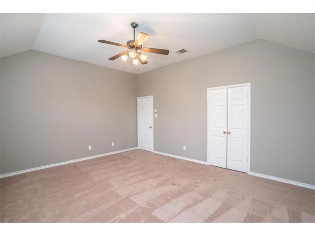 Building Photo - 8009 Indian Palms Trail
