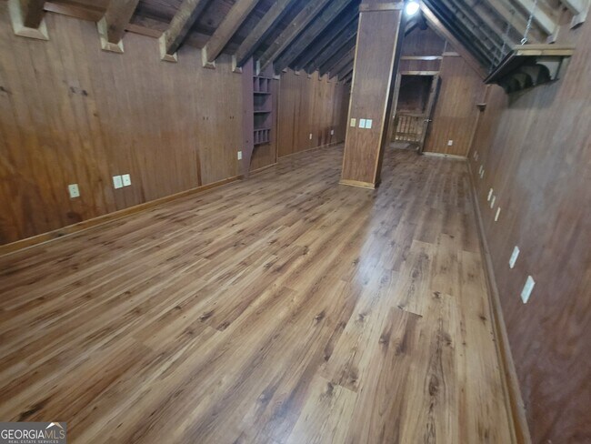 Building Photo - 2391 Booth Cir