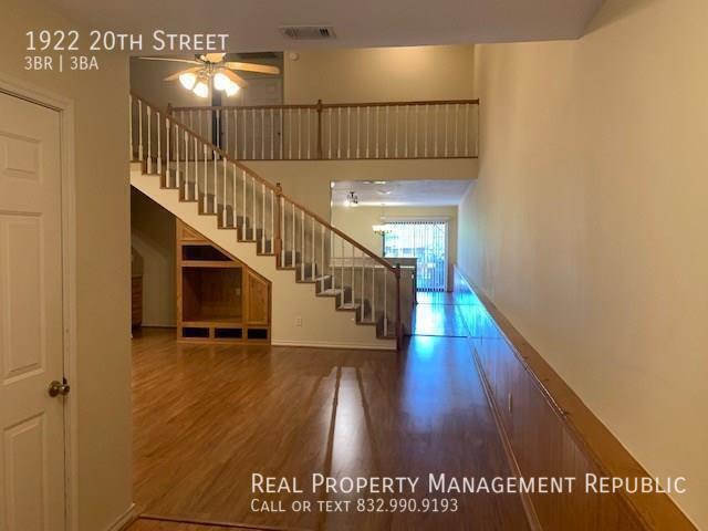 Building Photo - 1922 20th St