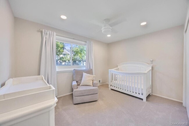 Building Photo - 234A Springmeadow Dr