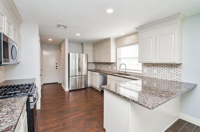 Building Photo - 6314 Box Bluff Ct