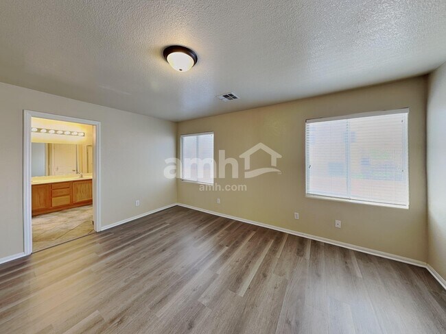 Building Photo - 1335 Milldale Ct