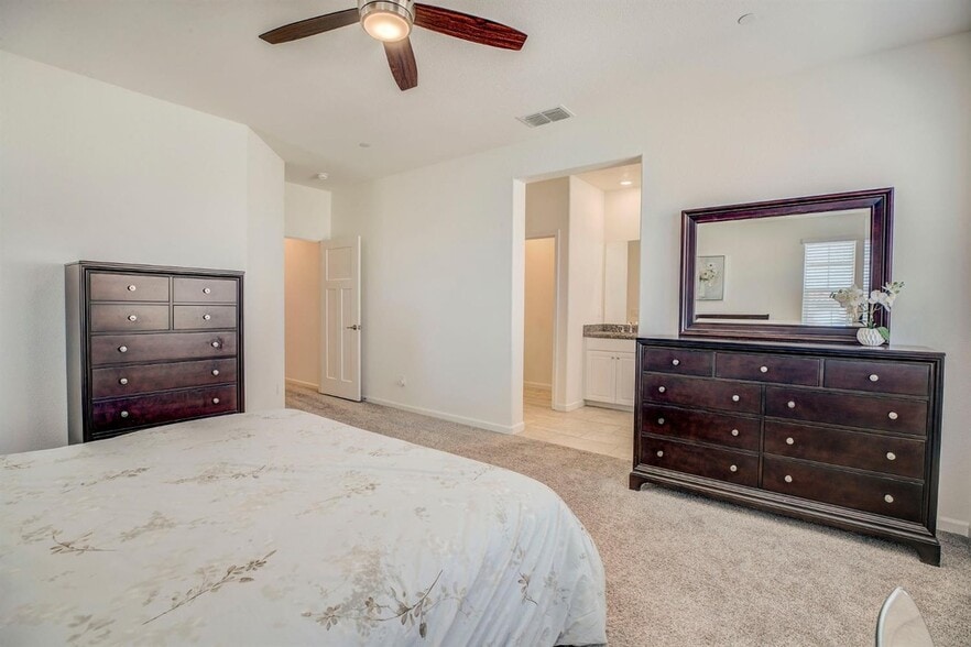 Building Photo - 4008 Gunnar Dr