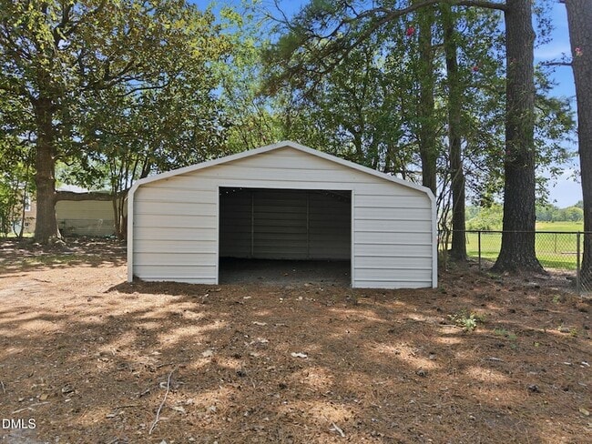 Building Photo - 1305 Erwin Rd