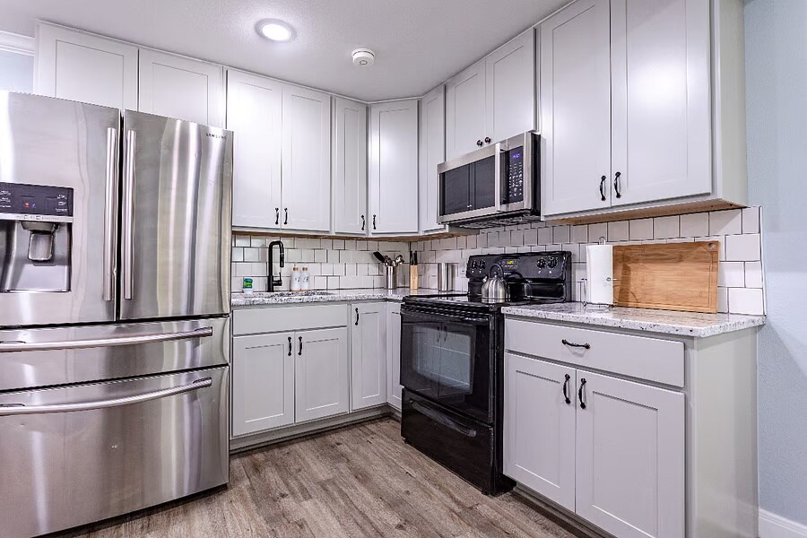 Building Photo - 3415 Shelby Ave