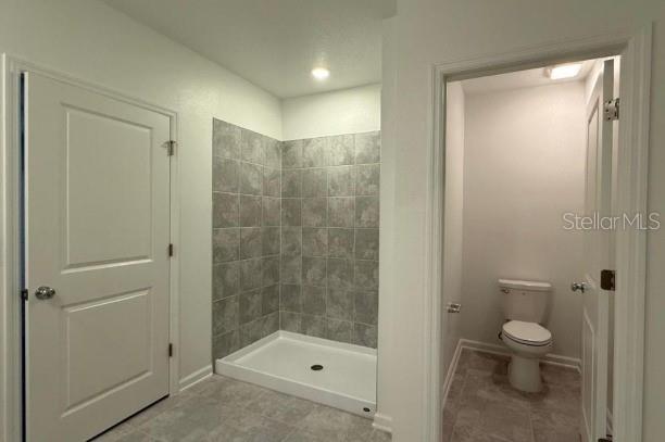 Building Photo - 5781 Gingham Dr