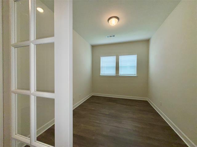 Building Photo - 1804 Welker Dr
