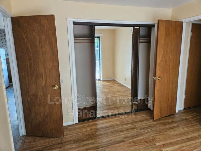 Building Photo - 911 NW 27th St