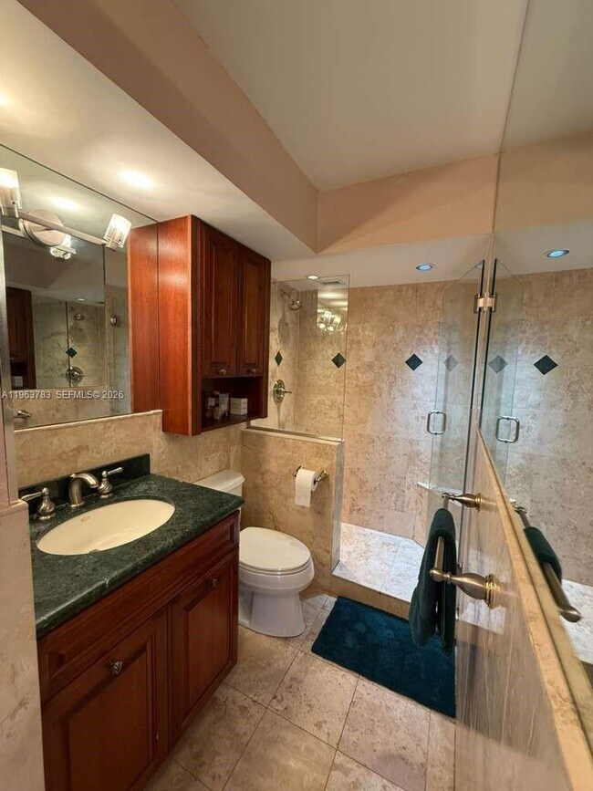 Building Photo - 2691 S Course Dr