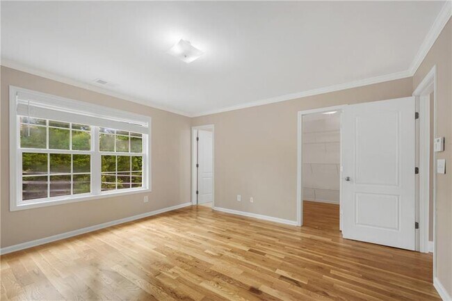 Building Photo - 3194 Cedar Glade Ln NE