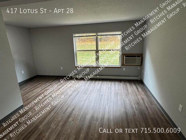 Building Photo - 417 Lotus St