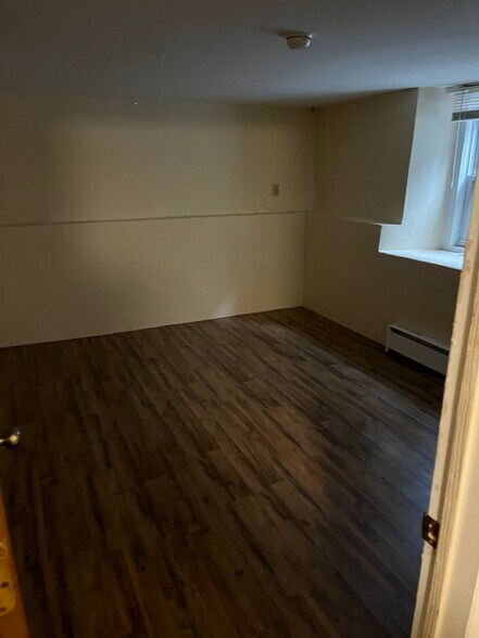 Building Photo - 6340 New St