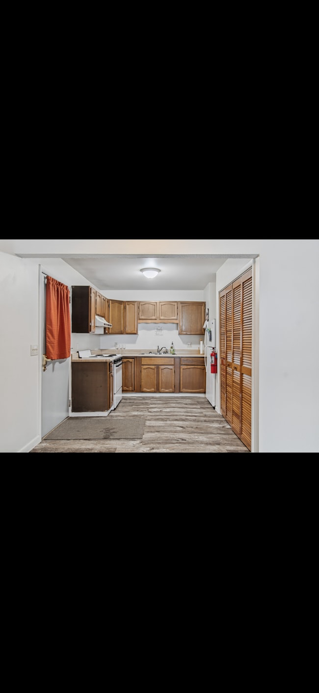 Building Photo - Waterville Post Office