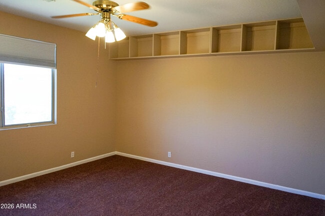 Building Photo - 541 N Danielson Way