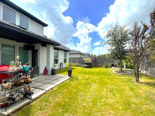 Building Photo - 15619 Dark Sky Trail