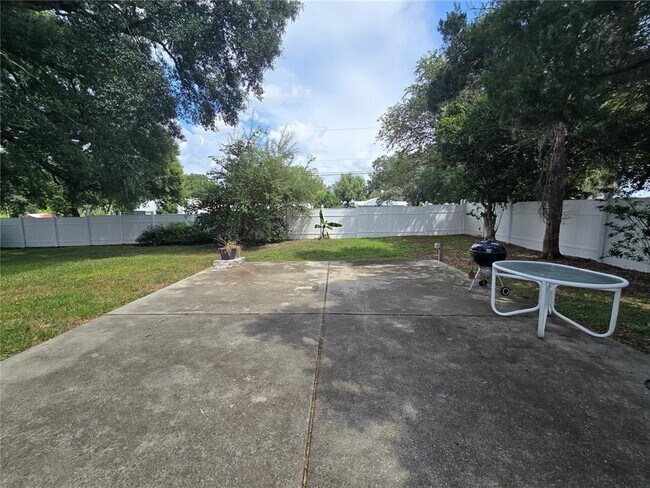Building Photo - 3901 Laurel Branch Ct