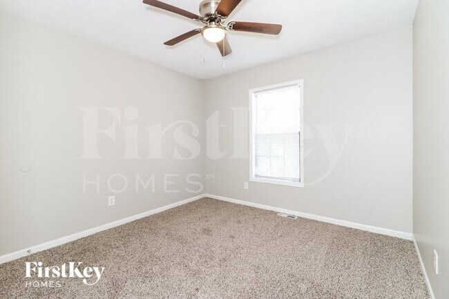 Building Photo - 934 Lake Watch Dr