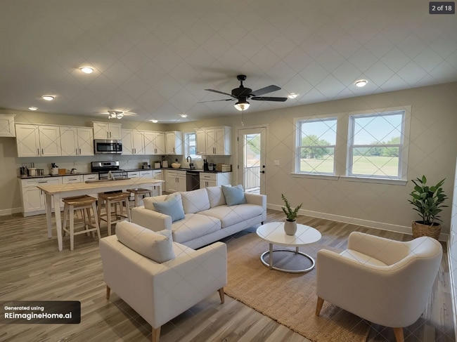 Building Photo - 11214 N Oak Trafficway