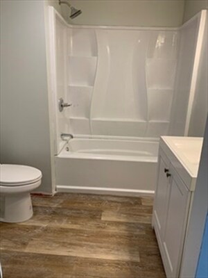 Building Photo - 58 Day St