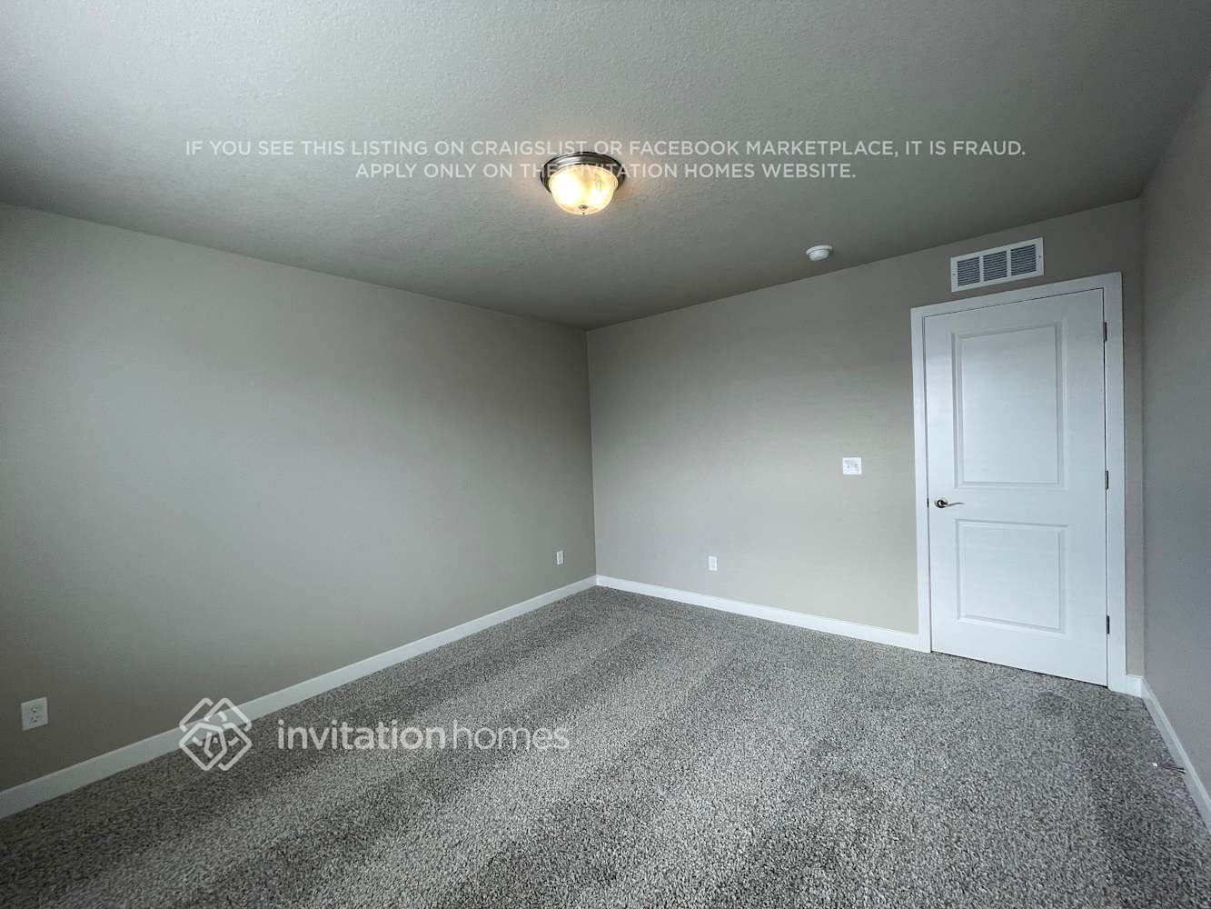 Building Photo - 13583 Arriba Dr