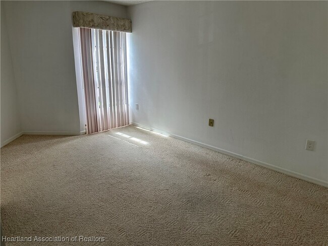 Building Photo - 5768 Matanzas Dr