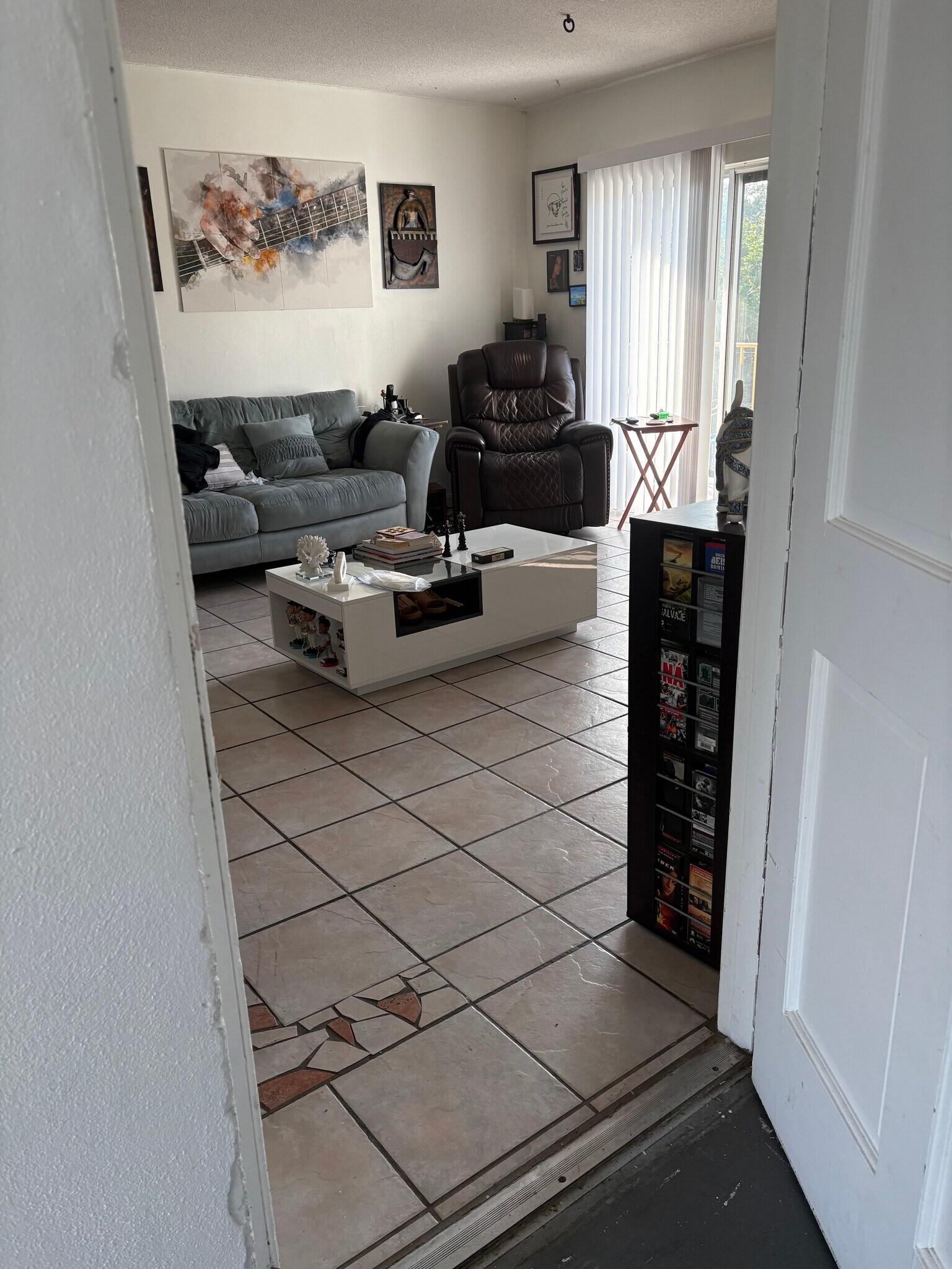 Building Photo - 2238 Monroe St