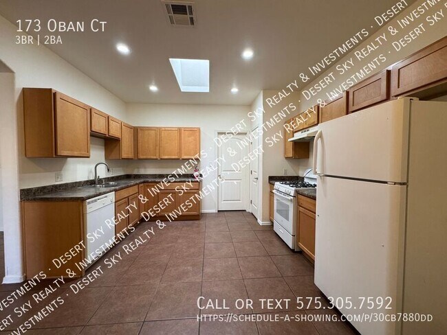 Building Photo - 173 Oban Ct