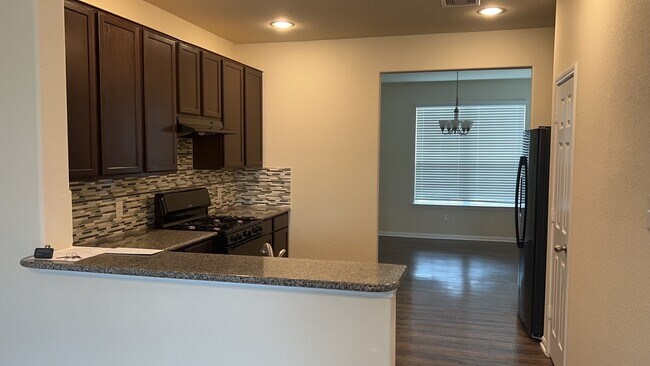 Building Photo - 10523 Chestnut Path Way