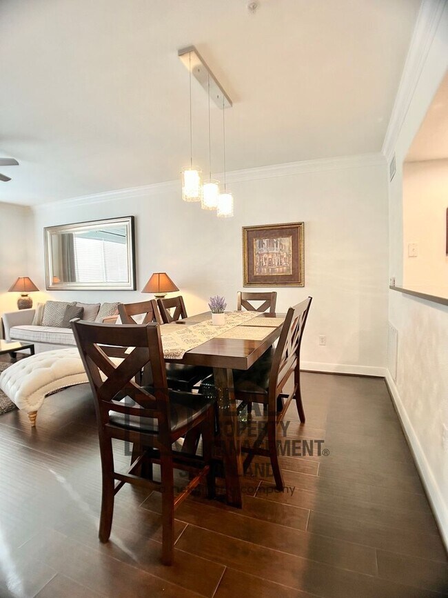 Building Photo - 2299 Lone Star Dr