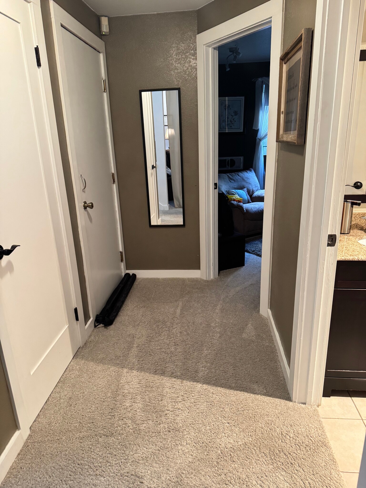 Hallway - 932 22nd Ave S