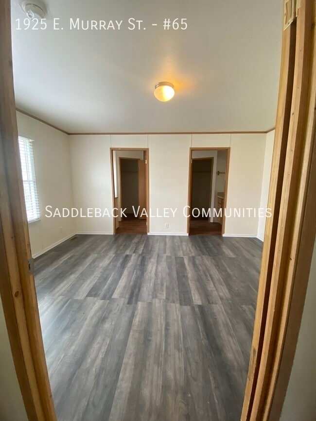 Building Photo - 1925 E Murray St