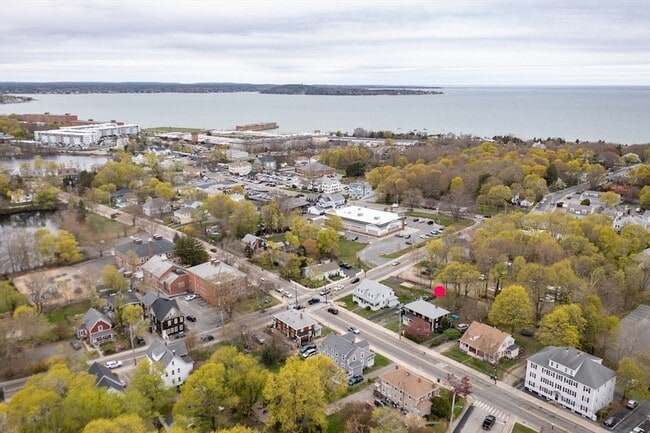 Building Photo - 235 Standish Ave