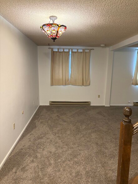Building Photo - 5018 Continental Pl