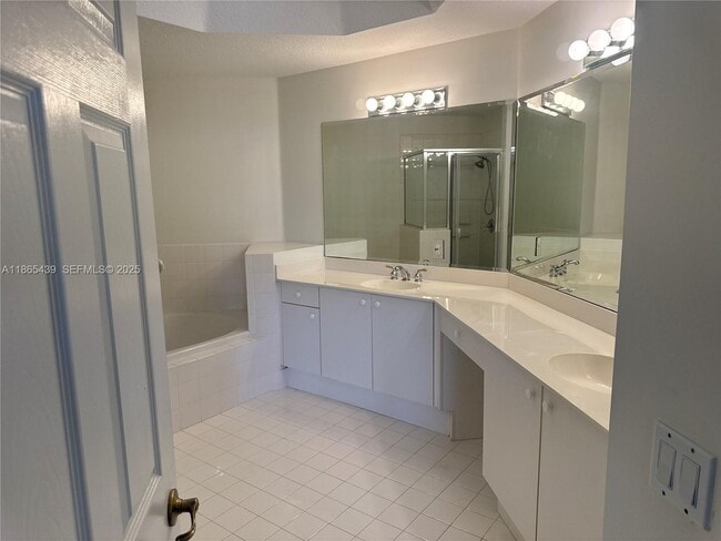 Building Photo - 11482 NW 69th Terrace