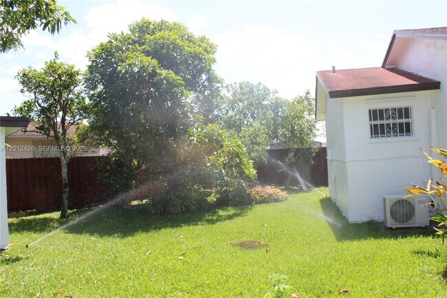 Building Photo - 30724 SW 154th Ct