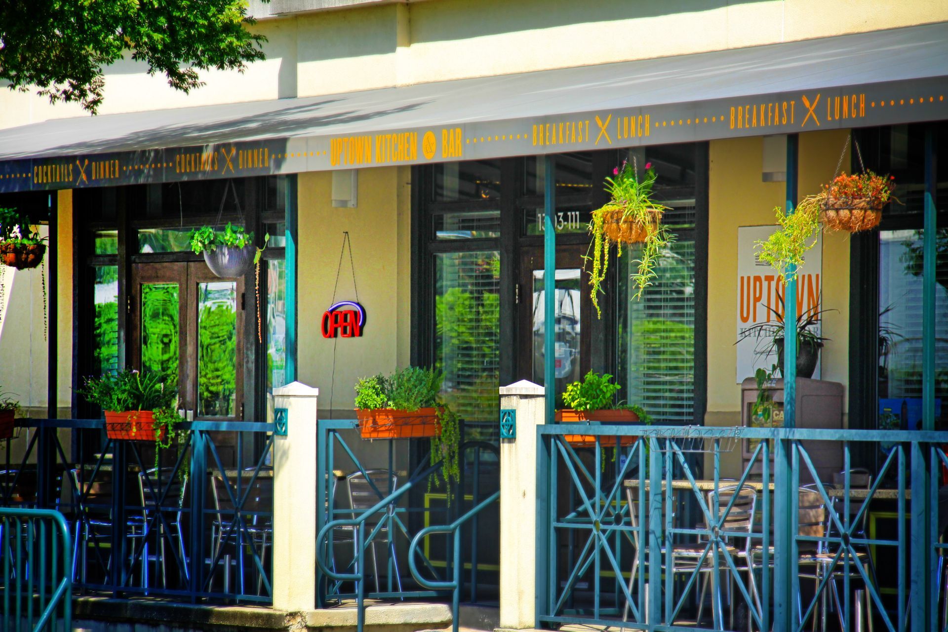 Building Photo - 1303 Main St N