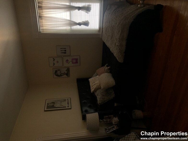 Building Photo - 66 Chestnut St