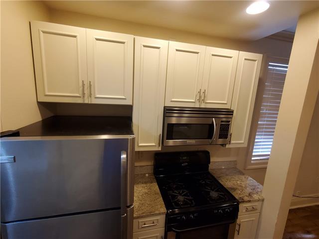 Building Photo - 5243 Tchoupitoulas St