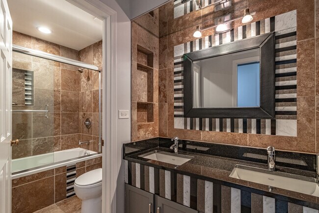 Building Photo - 31 Fox Trail