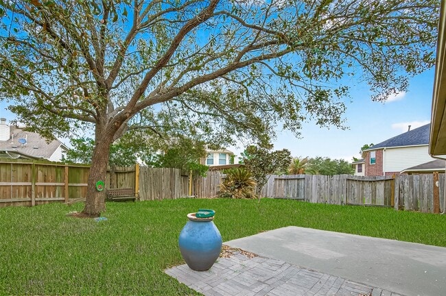 Building Photo - 16714 Mallory Bridge Dr